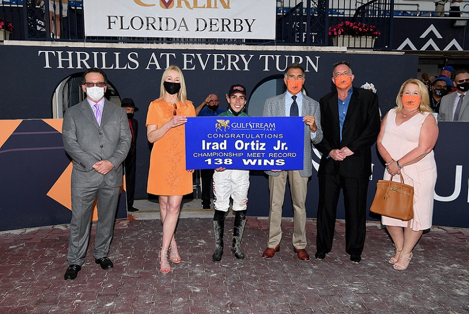 Irad Ortiz Jr. Jinete, récord, Championship Meet, Gulfstream Park, sábado, 28 de marzo de 2021. Known Agenda. Foto: Coglianese Photo