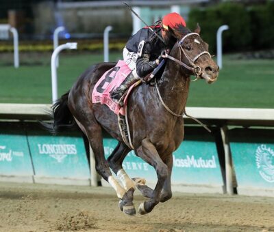 Smile Happy, horse, Runhappy, Kentucky Jockey Club, sábado, 25 de noviembre de 2021, Churchill Downs. Foto: Coady Photography