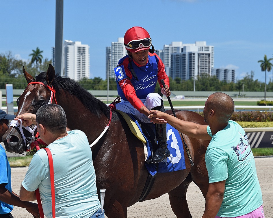 Parkland, horse, Jockey Ismerio Villalobos, Maiden Claming, domingo, 9 de julio de 2022, Gulfstream Park. Foto: Coglianese Photo