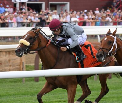 L J´s Emma, horse, Into Mischief, Galway Stakes, sábado, 12 de agosto de 2023, Saratoga. Foto: Coglaniese Photo & Chelsea Durand