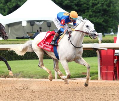 White Abarrio, horse, Spendthrift Farm, Oaklawn Hándicap, sábado, 18 de abril de 2026, Oaklawn Park. Foto: Coady Media